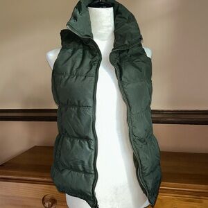 Old Navy Small Forest Green Puffer Vest